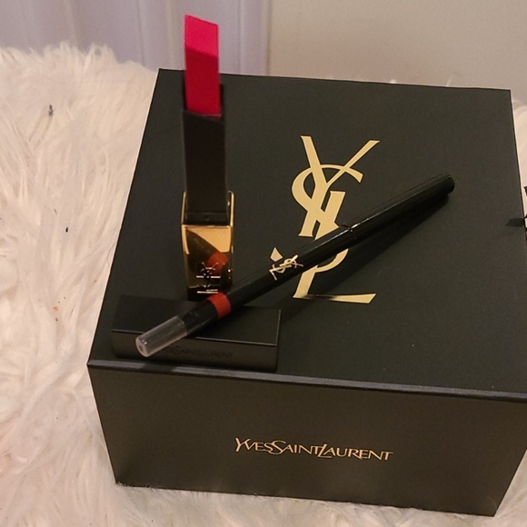 💄Yves saint laurent lipstick, full size (2.2g) - Picture 3 of 9